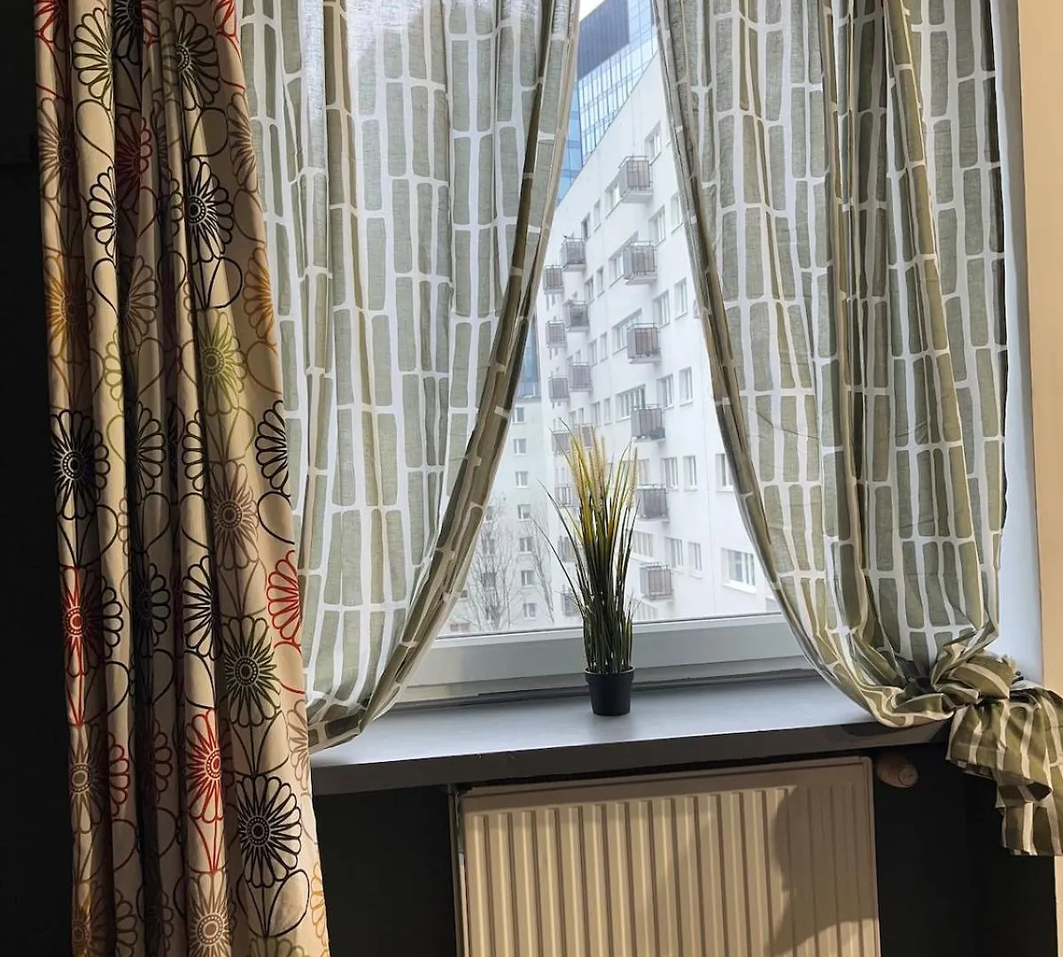 Unique Bohochic Best Location In Center Apartment Warsaw Poland