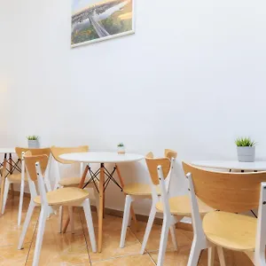 Hostel Moon, Warschau